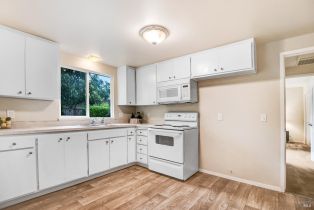 Single Family Residence,  Valley Oaks drive, Santa Rosa, CA 95409 - 8