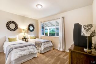 Single Family Residence,  Valley Oaks drive, Santa Rosa, CA 95409 - 17