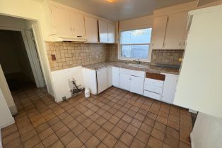 Single Family Residence,  Hendley street, Santa Rosa, CA 95404 - 8