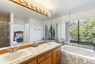 Townhouse, Silverado trail, Napa, CA 94558 - 35