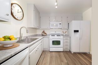 Single Family Residence,  Luna court, Santa Rosa, CA 95405 - 6