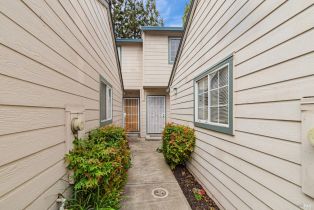 Condominium,  Eardley avenue, Santa Rosa, CA 95401 - 2