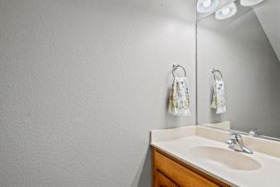 Single Family Residence, Iroquois street, Santa Rosa, CA 95403 - 10