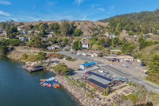 Single Family Residence,  El Camino alley, Jenner, CA 95450 - 56