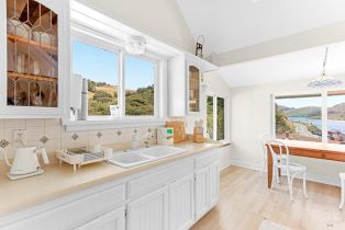 Single Family Residence,  El Camino alley, Jenner, CA 95450 - 15