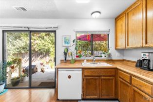 Single Family Residence,  Hummingbird court, Healdsburg, CA 95448 - 7