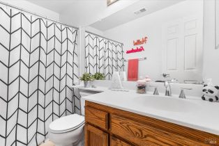 Single Family Residence,  Hummingbird court, Healdsburg, CA 95448 - 12