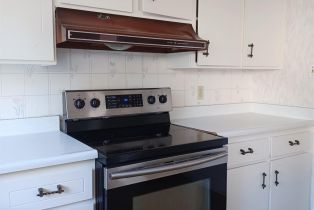 Single Family Residence,  Cottonwood circle, Healdsburg, CA 95448 - 4