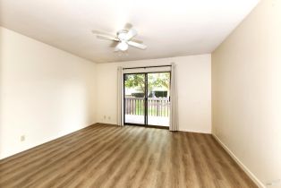 Condominium,  Vineyard circle, Yountville, CA 94559 - 3