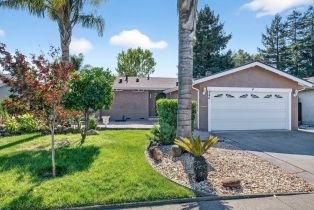 Single Family Residence,  Cedarwood lane, Petaluma, CA 94954 - 4