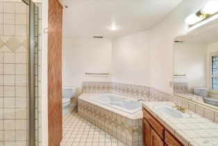 Single Family Residence,  Fairway court, Healdsburg, CA 95448 - 29