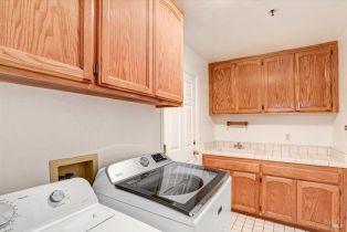 Single Family Residence,  Fairway court, Healdsburg, CA 95448 - 22