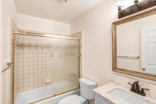 Single Family Residence,  Fairway court, Healdsburg, CA 95448 - 12