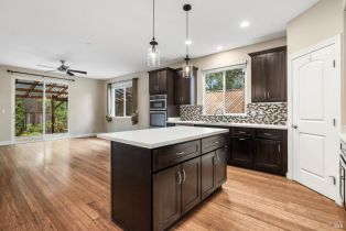 Single Family Residence,  Anish way, Windsor, CA 95492 - 11