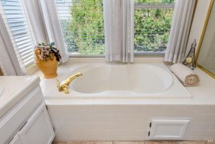 Single Family Residence,  Wedgewood court, Petaluma, CA 94954 - 38