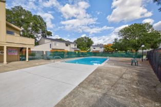 Condominium,  Townview avenue, Santa Rosa, CA 95405 - 27