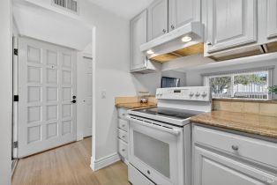 Condominium,  Townview avenue, Santa Rosa, CA 95405 - 12