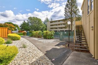 Condominium,  Townview avenue, Santa Rosa, CA 95405 - 25