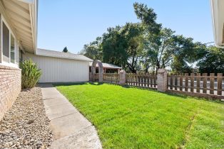 Single Family Residence,  Bailhache avenue, Healdsburg, CA 95448 - 5