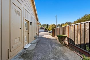 Single Family Residence,  Charlson way, Napa, CA 94558 - 47