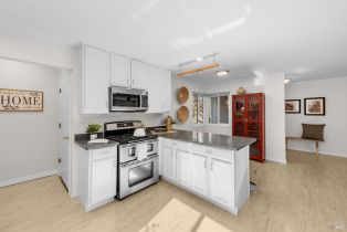 Single Family Residence,  Young avenue, Napa, CA 94558 - 35