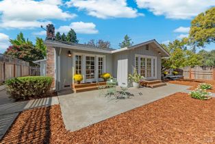 Single Family Residence,  Young avenue, Napa, CA 94558 - 9