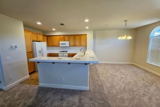 Condominium,  Johnson street, Windsor, CA 95492 - 3