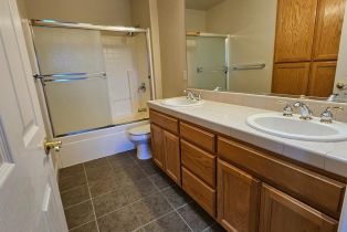 Condominium,  Johnson street, Windsor, CA 95492 - 9