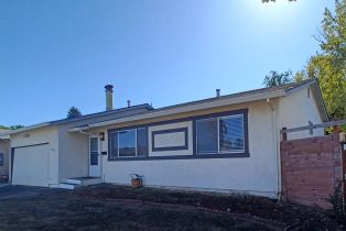 Single Family Residence, 1052 Helen Ct, Petaluma, CA  Petaluma, CA 94954