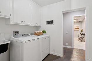 Single Family Residence,  Myrtledale road, Calistoga, CA 94515 - 40