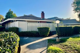 Condominium,  Belvedere court, Napa, CA 94559 - 2