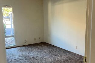 Condominium,  Belvedere court, Napa, CA 94559 - 13