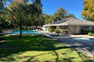 Condominium,  Belvedere court, Napa, CA 94559 - 9