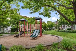 Single Family Residence, Streamside drive, Santa Rosa, CA 95409 - 28