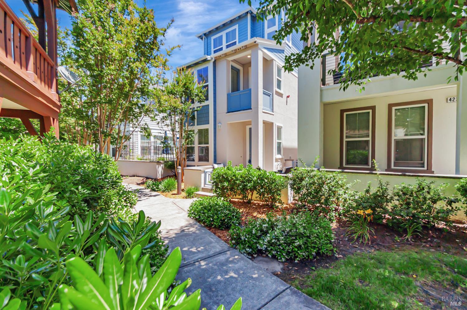 Single Family Residence, Streamside drive, Santa Rosa, CA 95409 - 1