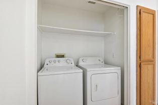 Single Family Residence,  Kingwood street, Santa Rosa, CA 95401 - 15