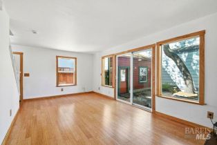 Single Family Residence,  Kingwood street, Santa Rosa, CA 95401 - 4