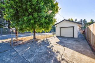Single Family Residence,  Hendley street, Santa Rosa, CA 95404 - 3