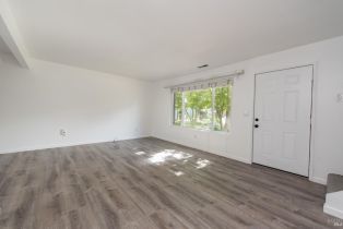Townhouse, Gate way, Santa Rosa, CA 95401 - 7
