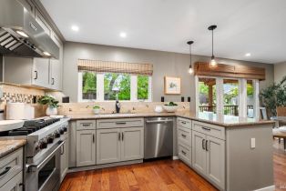 Single Family Residence,  lakepark drive, Napa, CA 94558 - 12