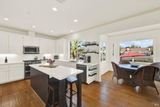 Single Family Residence, Sea Breeze court, Napa, CA 94559 - 4