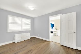 Single Family Residence,  Lemon court, Napa, CA 94558 - 30