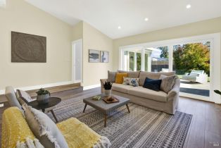 Single Family Residence,  Lemon court, Napa, CA 94558 - 4