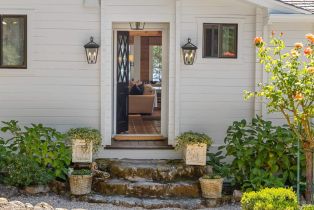 Single Family Residence,  Warrington road, Santa Rosa, CA 95404 - 5