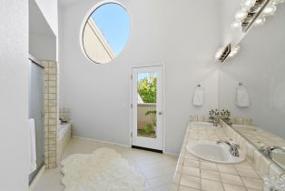 Condominium,  Mission boulevard, Santa Rosa, CA 95409 - 17