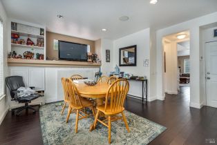 Single Family Residence,  Oakfield lane, Windsor, CA 95492 - 11