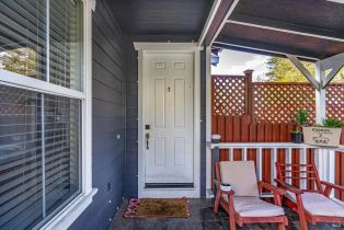 Single Family Residence,  Oakfield lane, Windsor, CA 95492 - 4