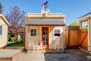 Single Family Residence,  Laurel court, Cloverdale, CA 95425 - 24