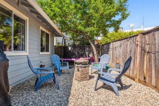 Single Family Residence,  Garden Circle way, Cloverdale, CA 95425 - 24