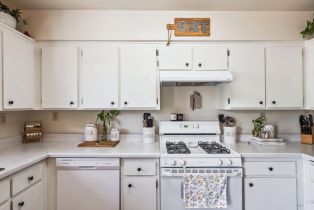 Single Family Residence,  Garden Circle way, Cloverdale, CA 95425 - 19